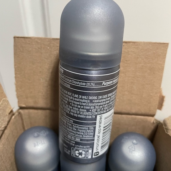 24pc 1oz Dove Men + Care Clean Comfort Dry Spray 48 Hr Protection Antiperspirant - Picture 3 of 9